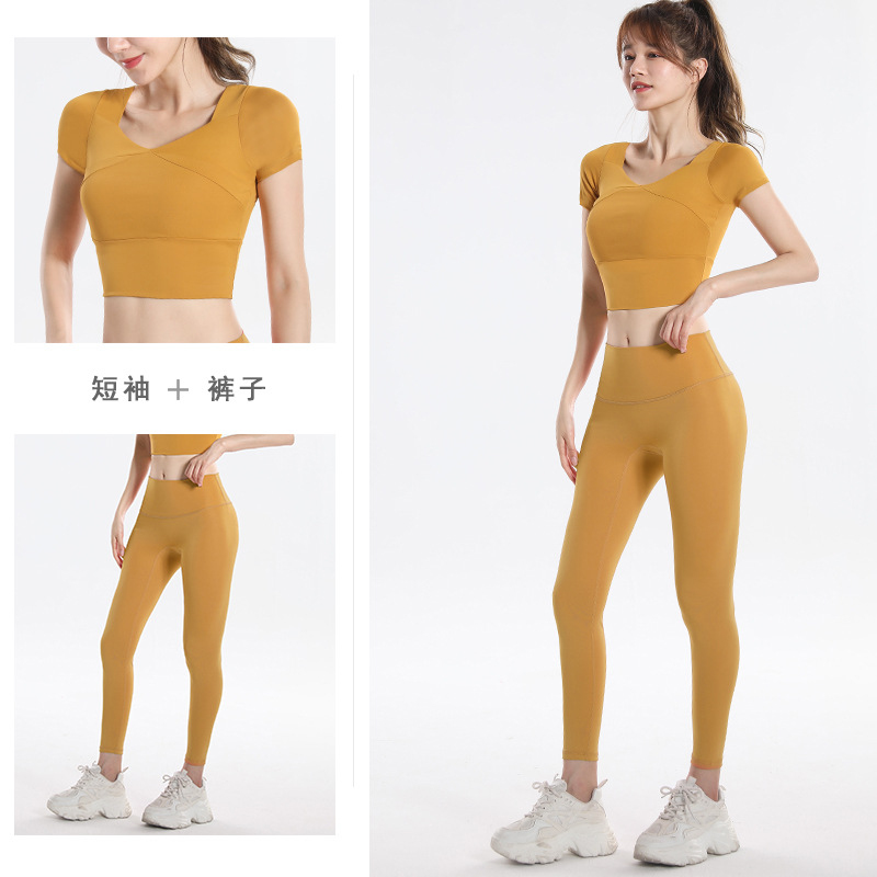 Quick Dry Set Sports Top With  - Fitness & Nutrition Lab ulasan dan harga
